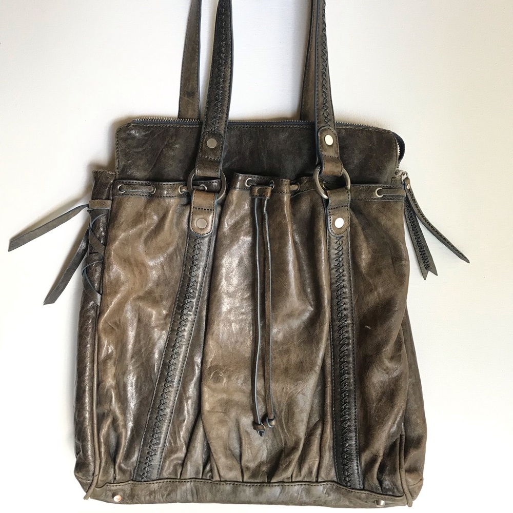 Junior Drake Shoulder Bag